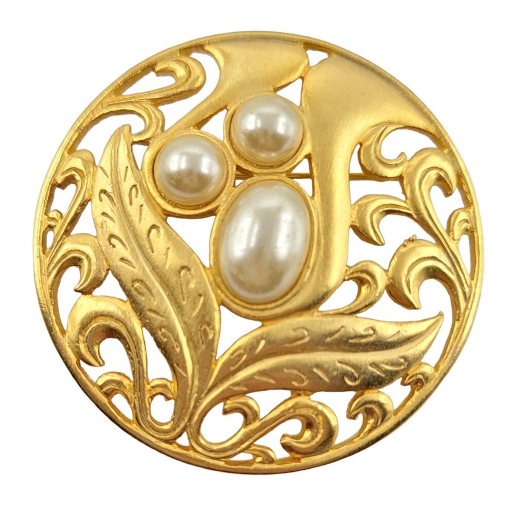 Venue USA Gold Tone Round Faux Pearls Floral Design Round Brooch, Signed